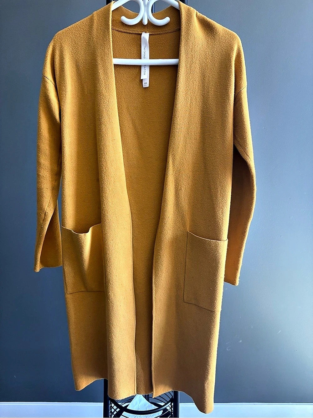 Aritzia Babaton Cardigan